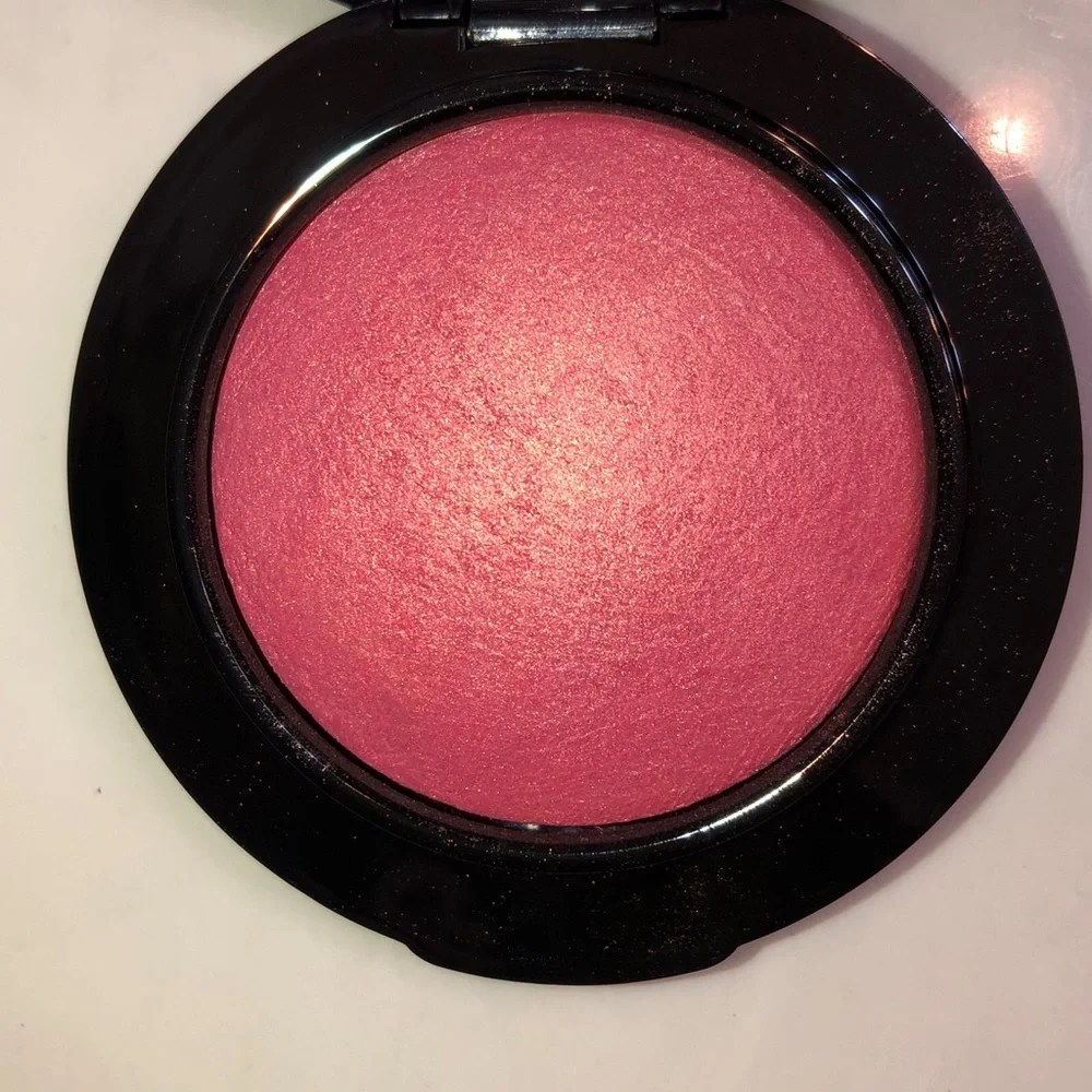 MAC Cosmetics Mineralize Baked Blush Shade Petal Power 3.2g Full Size NIB